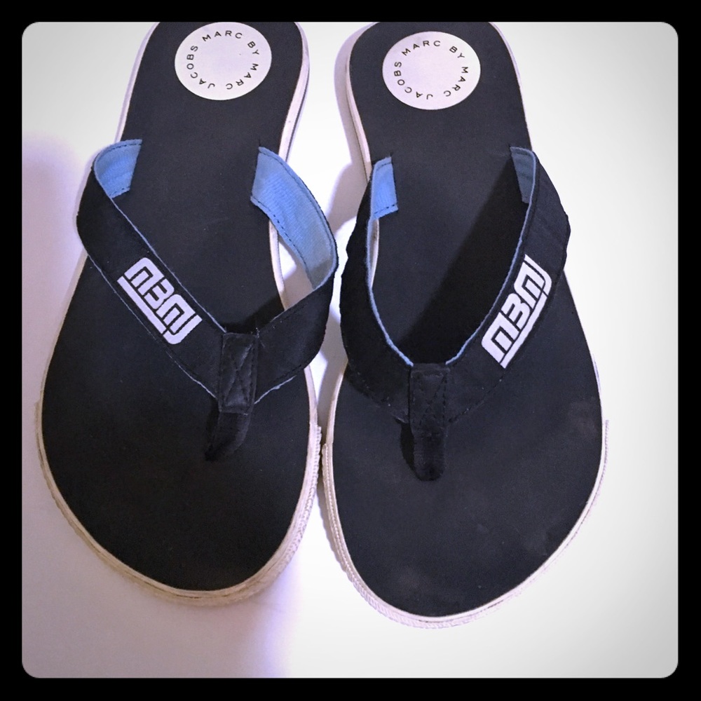 Marc Jacobs flip flop style sandals. 7m